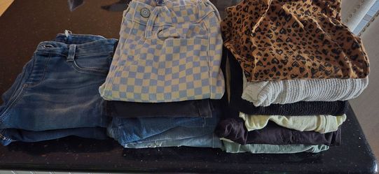 Girls pants size 8