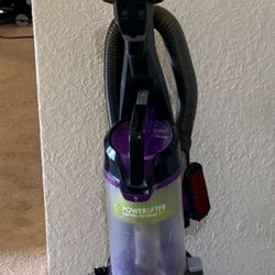 Bissell Swivel Pet Rewind