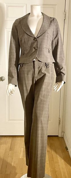 Guess 2 Piece Pants Suit