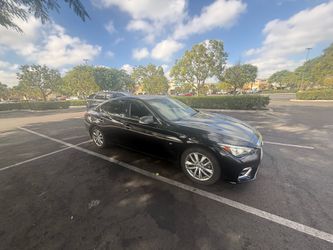 Q50 infinity 3.7 (Black)