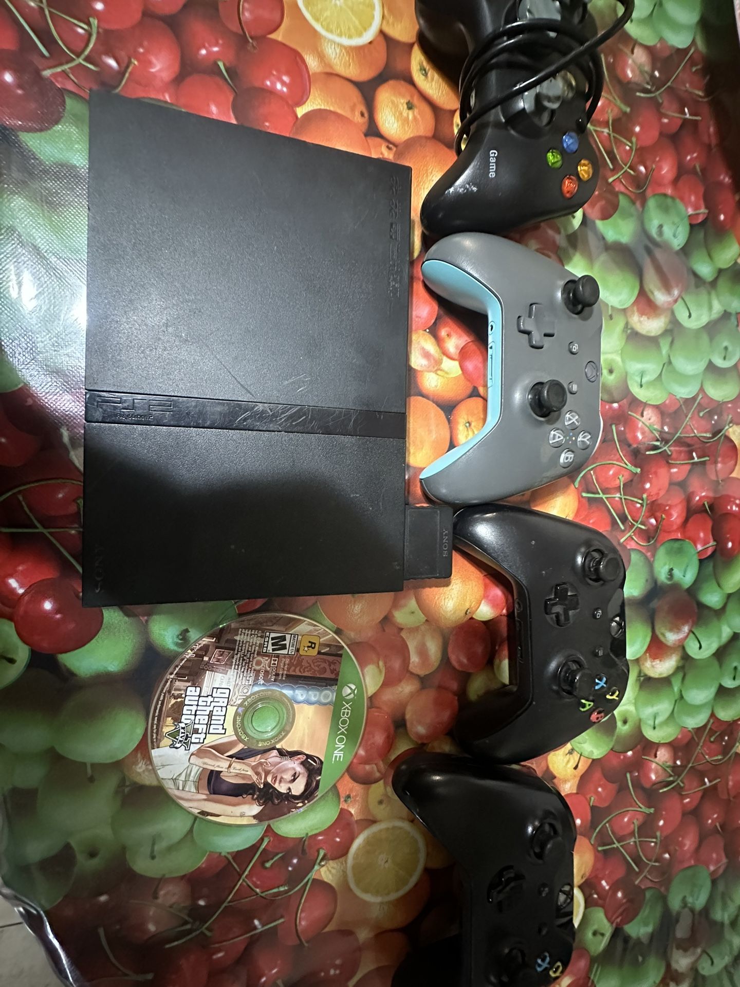 PS3 And Xbox Controllers