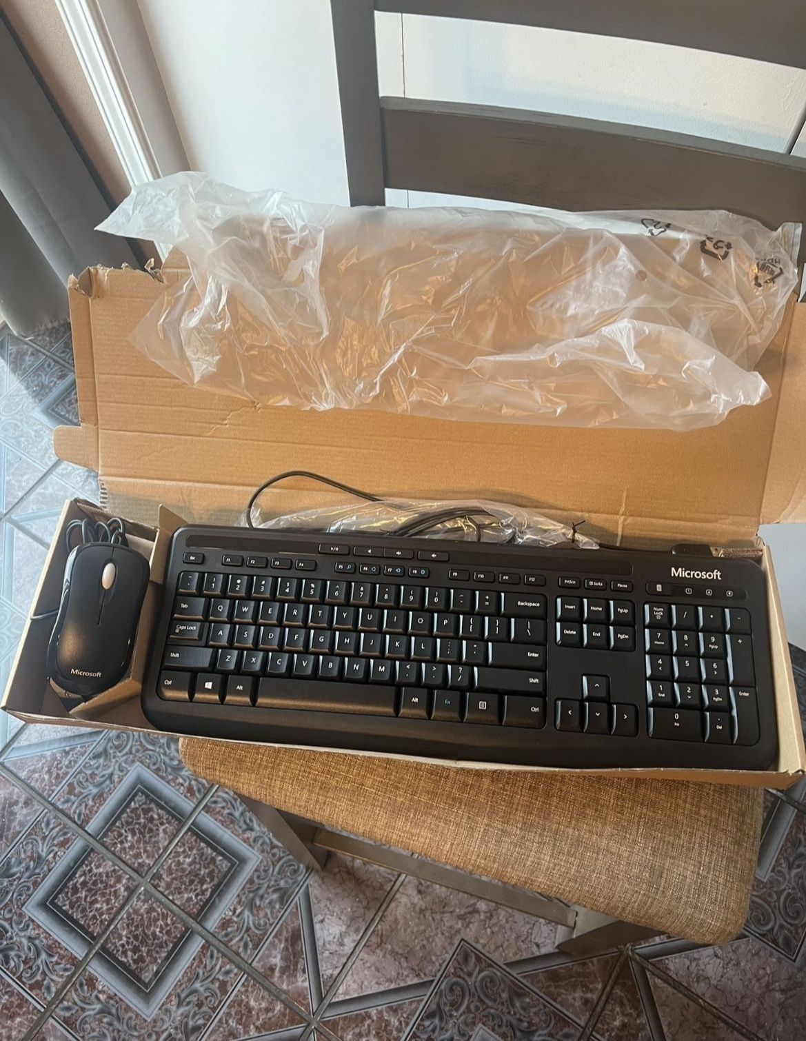 Microsoft Wired Keyboard With Mouse 