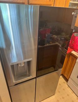 LG ThinQ Stainless Steel Refrigerator - Craft Ice
