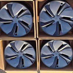 2026 Tesla Model Y Juniper 19” Wheels With Hubcaps Set (4)