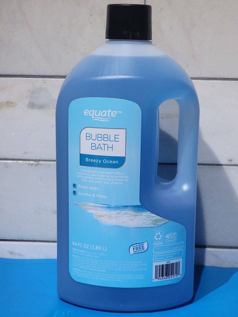 64oz Breezy Ocean Scented Bubble Bath
$3 each (Three Avallable)