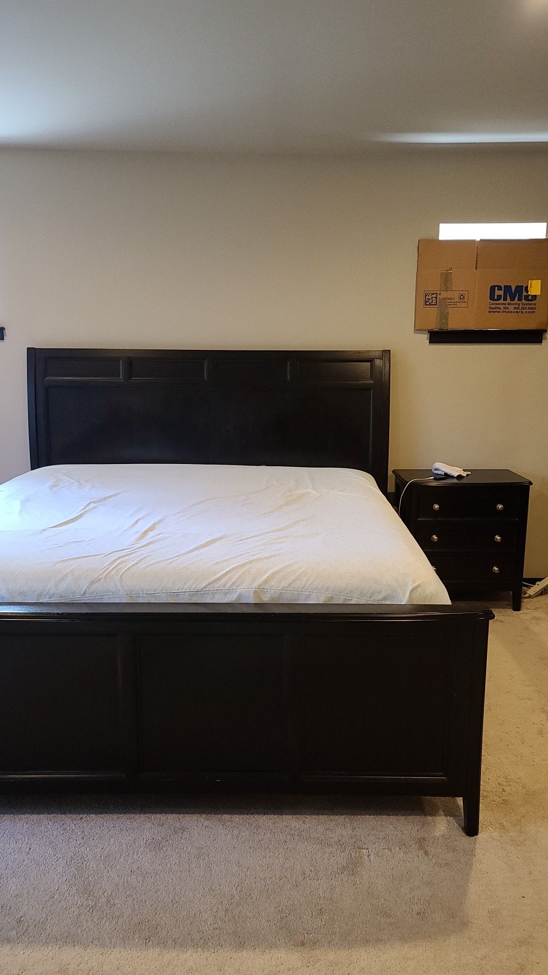 Bedroom set (mattress Not included)