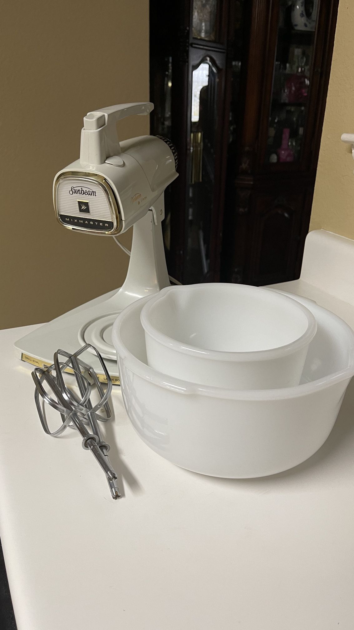 Vintage Sunbeam Vista Mixmaster 12-Speed Mixer with Original Beaters and 2 Bowls