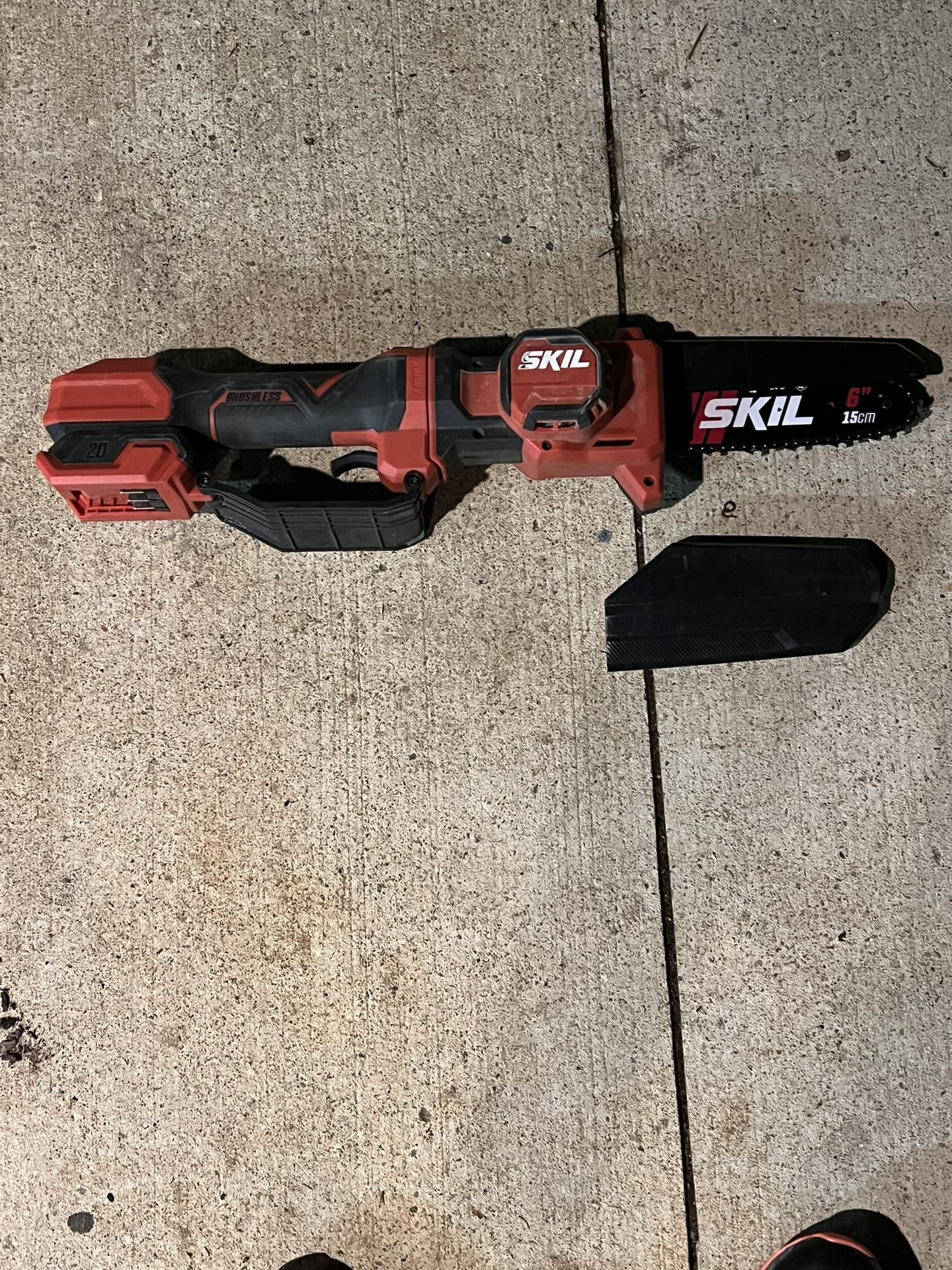 Skil Battery Chainsaw 1$