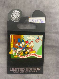 Disney Pin Trading Back To School 2008 Huey Dewey Louie Limited Edition LE1500