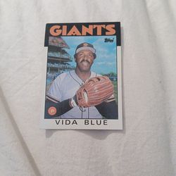 1980 Vida Blue GIANTS  TOPPS card