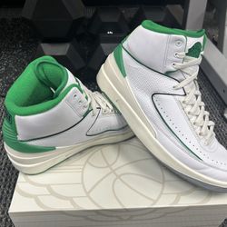 Air Jordan 2 “Lucky Green”   Size 11