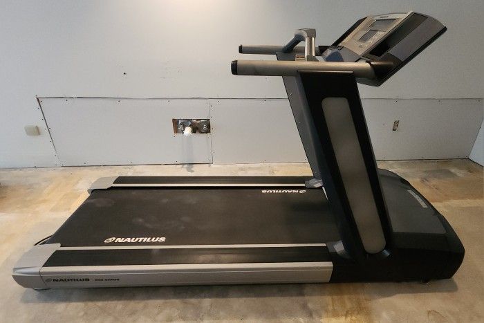TREADMILL NAUTILUS PRO T718