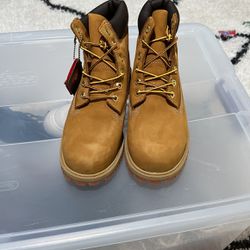 Timberland Boots Size 6.5 M
