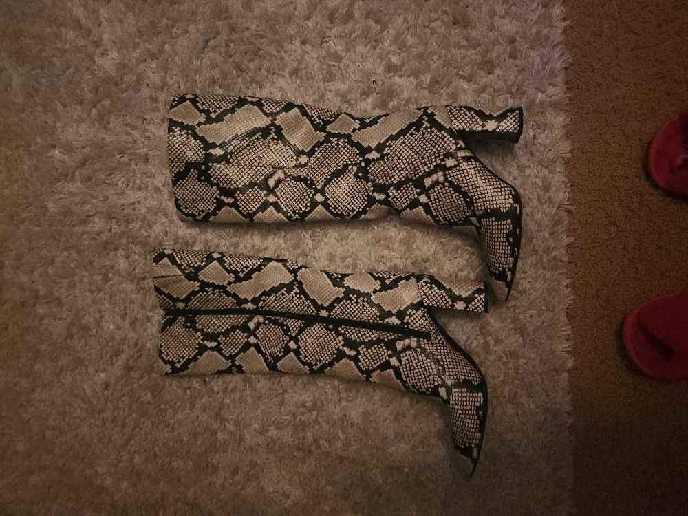 Botas De Mujer Size 8 1/2