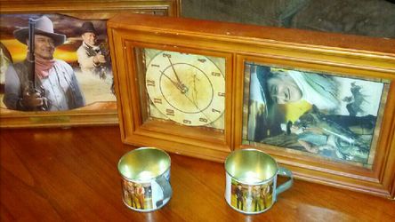 John wayne clock with cups