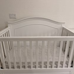Crib 3 In 1 