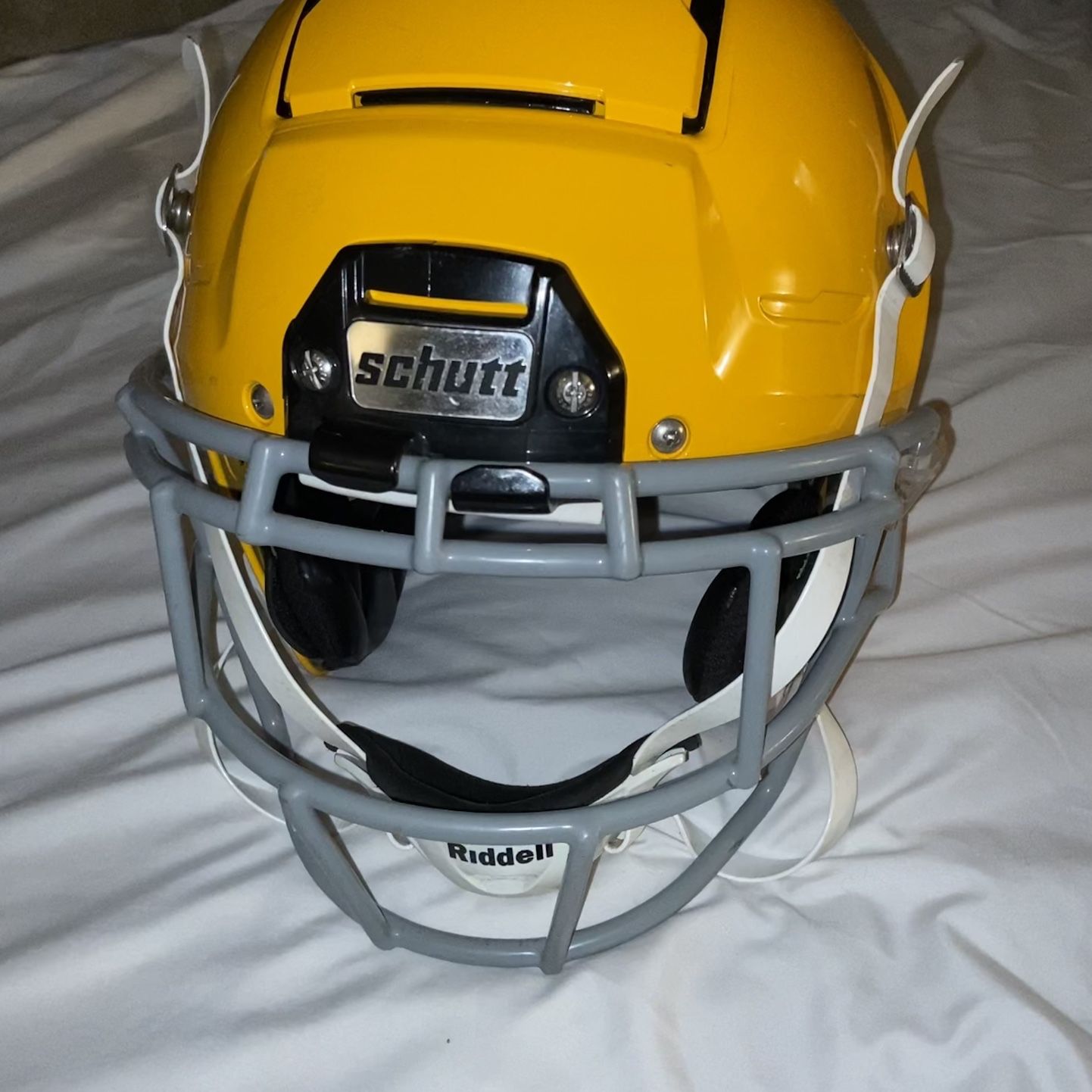 f7 helmet yellow VTD Collegiate No Facemask Attached, Large, Metallic Vegas Gold : Sports & Outdoors resulting in a perfect fit for every player Additional pods and stabilizers included to perfect and fine Schutt F7 XL Football Helmet