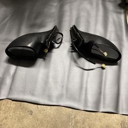 2004 -2006 Chrysler Sebring Dodge Stratus Mirror 