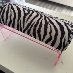 Nail Hand Rest
