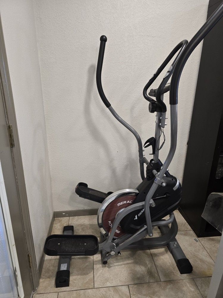 Merach elliptical machine. These home exercise machines typically offer the following
features:
Hyper-Quiet Magnetic Driving System