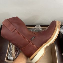Cross boots size 9 brand new