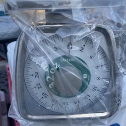 Taylor Stainless Steel 32 Oz Scale