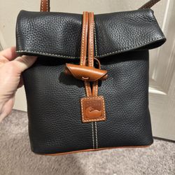 Brand new Cross Body dooney 