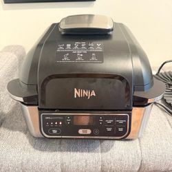 NINJA INDOOR GRILL & AIR FRYER