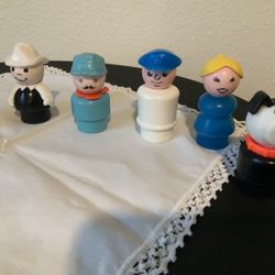 Fisher price Little People.   9 Count. $25