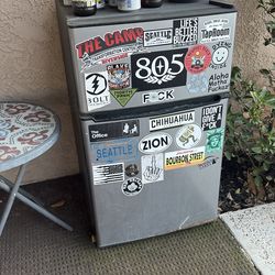 Mini fridge