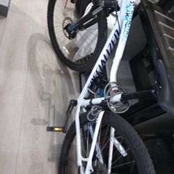 Womens Specialized Jynx 650b