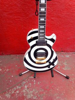 Chibson zakk wylde bulls eye guitar