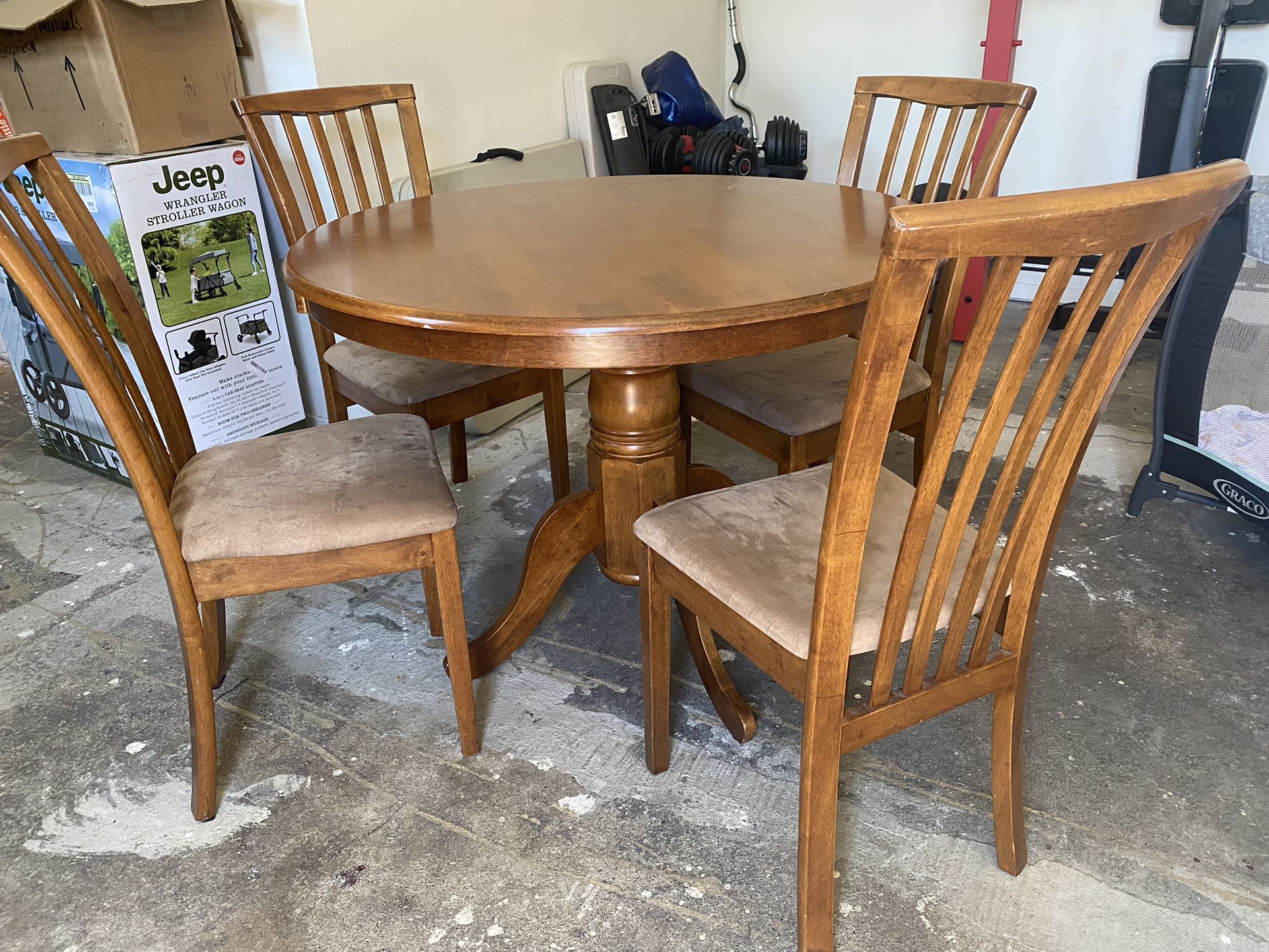 Table & Chairs OBO
