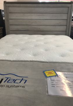 Beautiful sleigh bedroom set! NEW!!