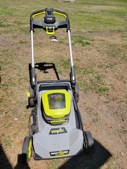 New Ryobi Smart Trek Self Propelled 40V HP Brushless Lawnmower $500