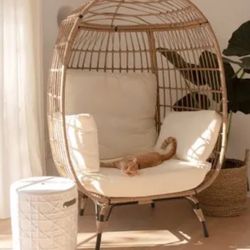 2 Egg Chair Like New - Will Need Replacement Cushion 