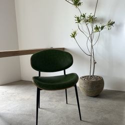 $225 Set Of 4 Nordic Matcha Green Chairs 