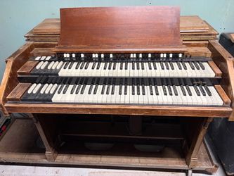 Hammond C2 organ Cabinet Model DR-20