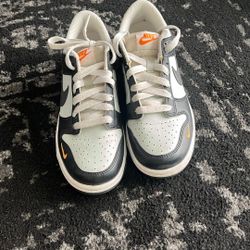 Nike Shoes For Low Price