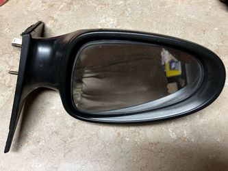 Nissan Altima side-view mirror
