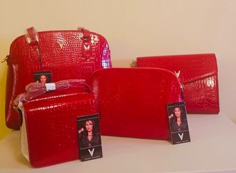 Brand New! ‘Vanessa Williams’ Red Purse 4-Pc. Set