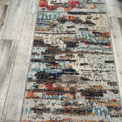 Abstract Rug With Under Pad