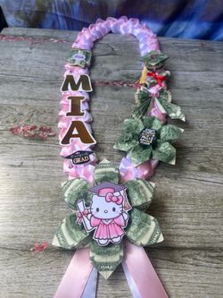 Graduation leis