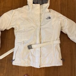 Girls North face Parka Size Large 