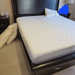 King Size Wooden, Black Storage Bed Frame For Sale