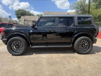 brand new 20x10 wheels and tires