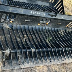 Rock Rake Bucket 84” (smooth)