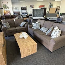 Sofa And Loveseat In Brown 