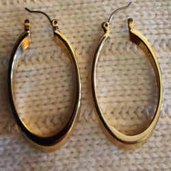 Vintage RLL Ralph Lauren Gold Oval Hoop Earrings! 