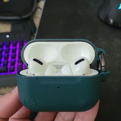 Airpods PRO w/case